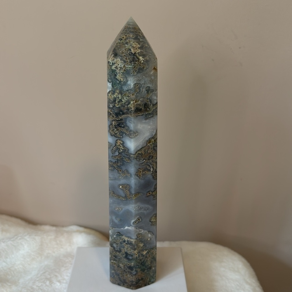 💚 LARGE 8-1/2” Tall 667g 1 Pound Moss Agate Crystal Tower